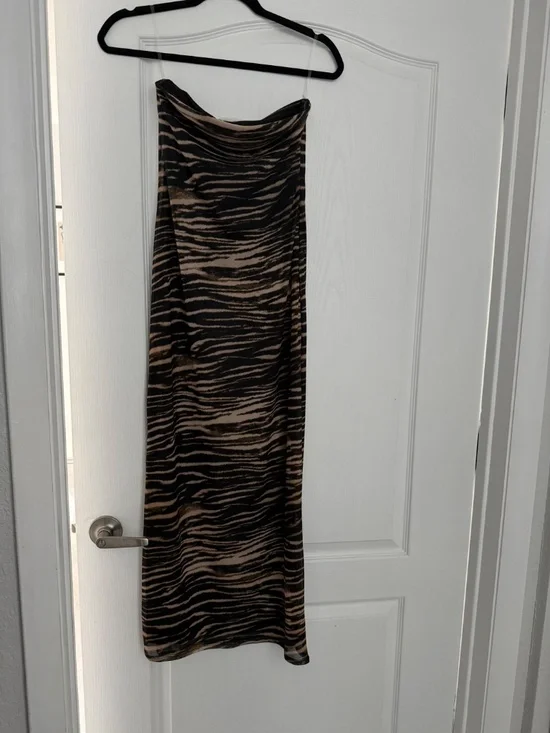 NWT - Striped Fitted Maxi - Picture 2 of 5